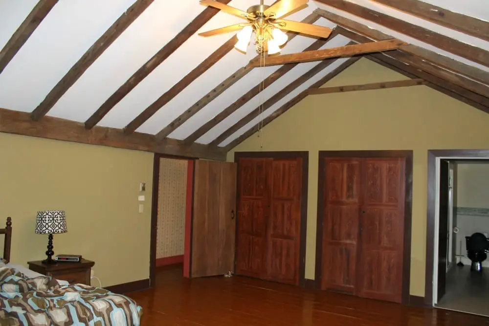 log cabin master bedroom