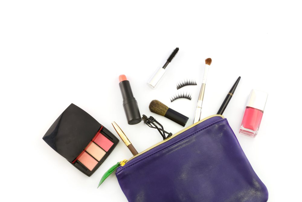 Questions about cleaning a makeup bag.